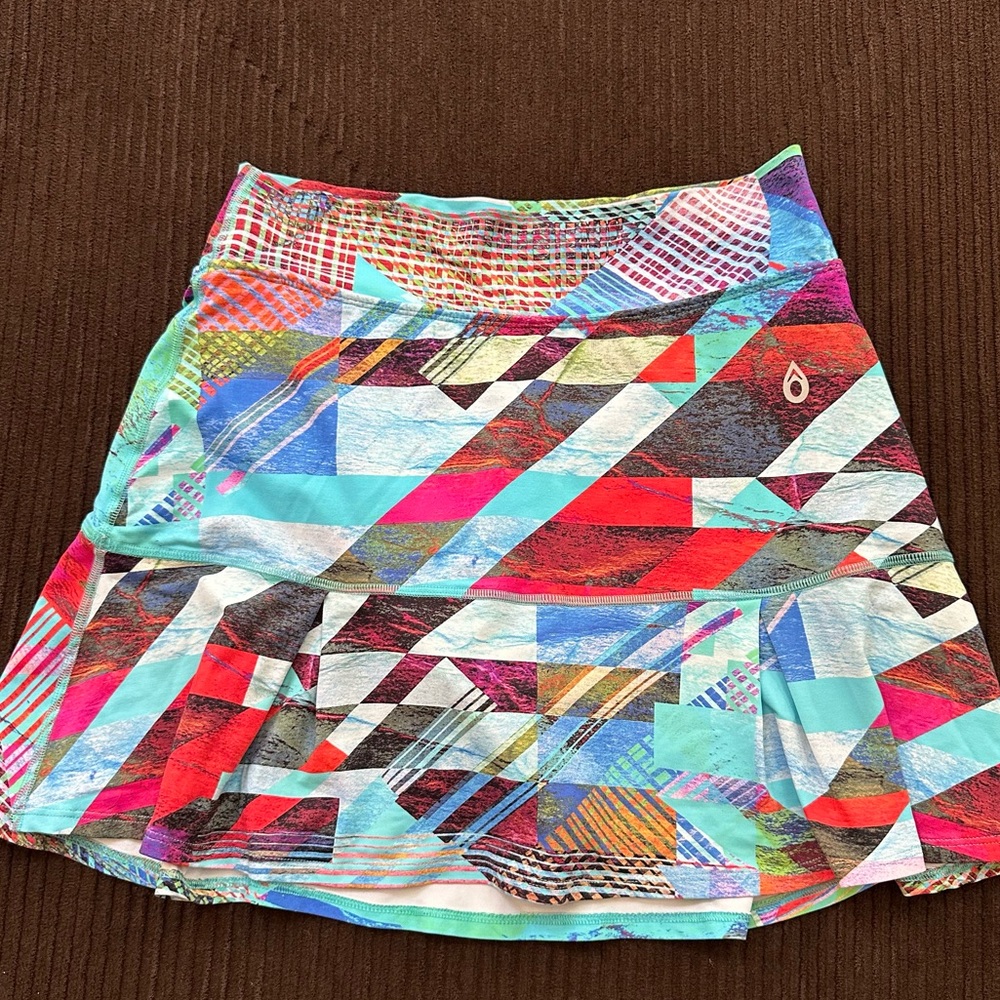 Dona Jo Tennis/pickleball skirt with built in short Size 2